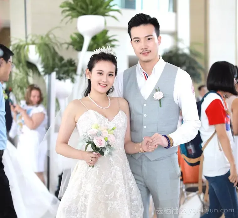 1c70fb0ec353fe36aeba0d31df33a807b1ed102c