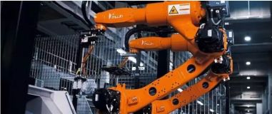日本优衣库采用Mujin机器人打包服装，工厂接近完全自动化