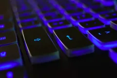 数据中台VS业务中台、数据中台VS数据仓库，到底有什么区别？