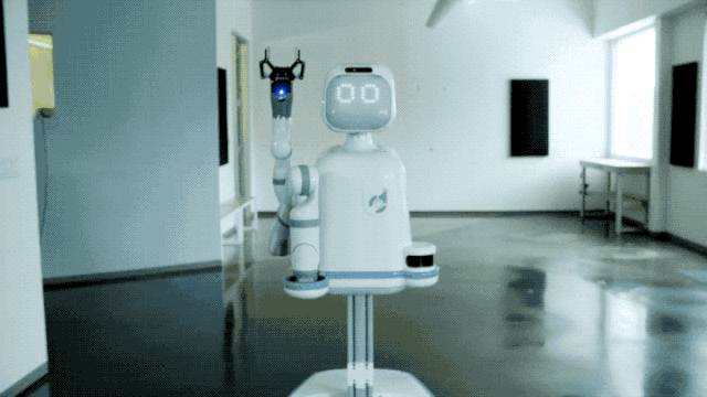 经过一场疫情，机器人更加走进我们的生活