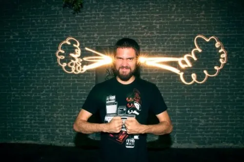 25幅精美绝伦的光涂鸦摄影作品