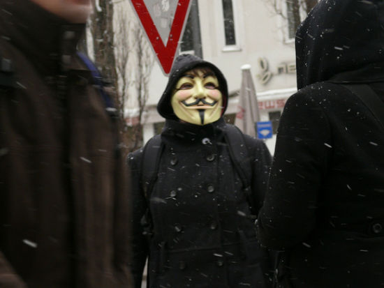 黑客组织Anonymous宣称11月5日攻击Facebook