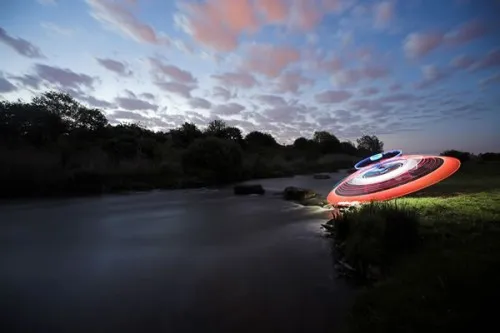 25幅精美绝伦的光涂鸦摄影作品